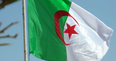 رئيس جمهورية سيراليون يصل الجزائر فى زيارة رسمية تستغرق 3 أيام