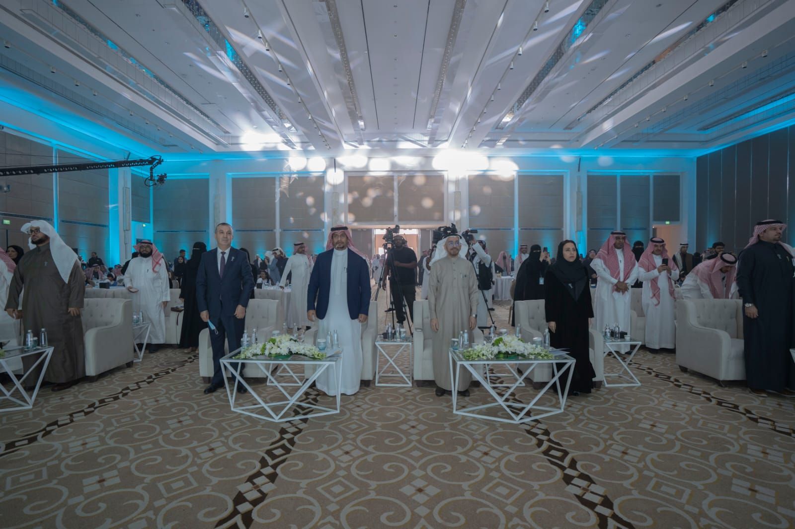 مجمع الملك سلمان العالمي للغة العربيّة يُكّرم الفائزين في مسابقة تحدى الإلقاء