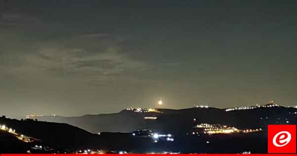 غارة على اطراف طيرحرفا واخرى على وسط الناقورة استهدفت منزلا والحقت اضرارا بالمنازل المحيطة