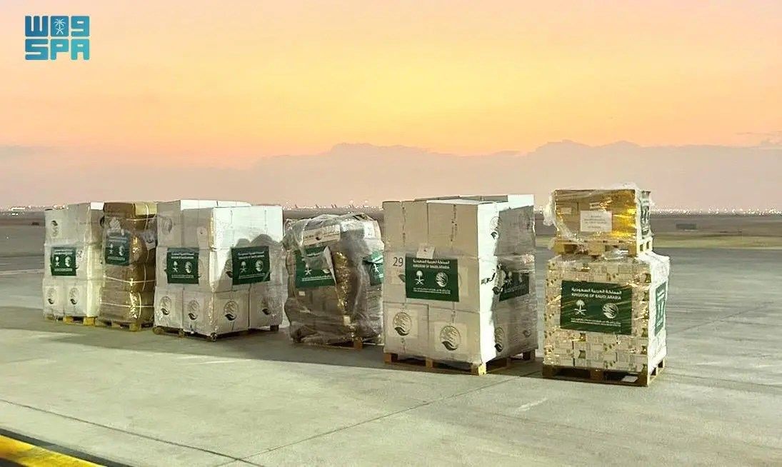 السعودية | مغادرة الطائرة الإغاثية السعودية الـ 36 لإغاثة الشعب الفلسطيني في قطاع غزة