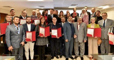 ”الخليج 365” تهنئ الزملاء الحاصلين على تراخيص المواقع من "الأعلى للإعلام"