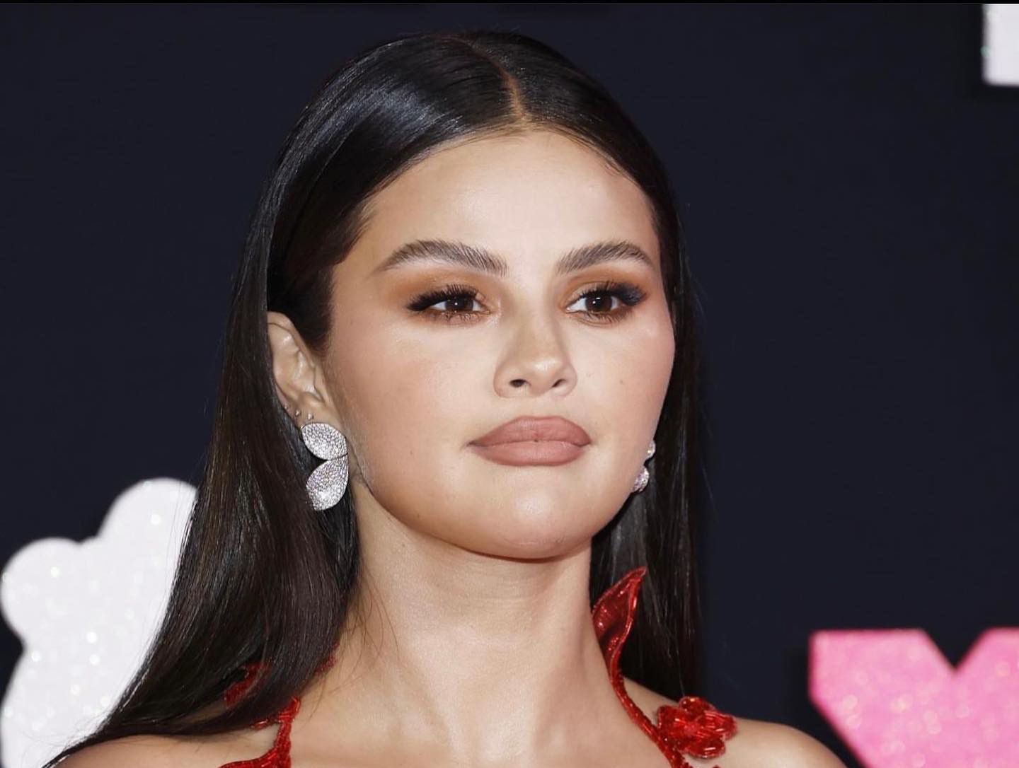 هل تتخذ سيلينا غوميز قرارًا صادمًا يبعدها عن جمهورها؟