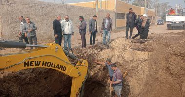 محافظ الجيزة يوجه بسرعة إصلاح كسر مفاجئ بخط مياه فى قرية اللشت بالعياط