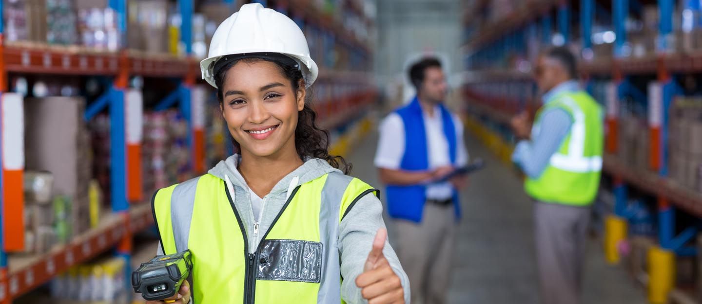 الخليج اليوم .. نمو قوي لاقتصاد القطاع الخاص بالإمارات في ديسمبر