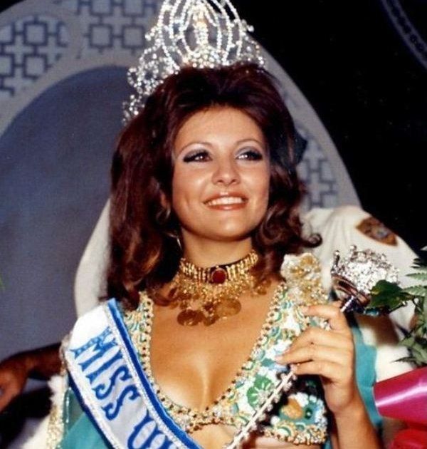 فيديو نادر لـ جورجينا رزق لحظة تتويجها ملكة جمال الكون