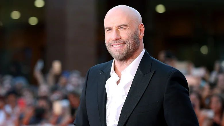 هل جون ترافولتا مستعدّ لعيش قصّة حب جديدة بعد وفاة زوجته؟