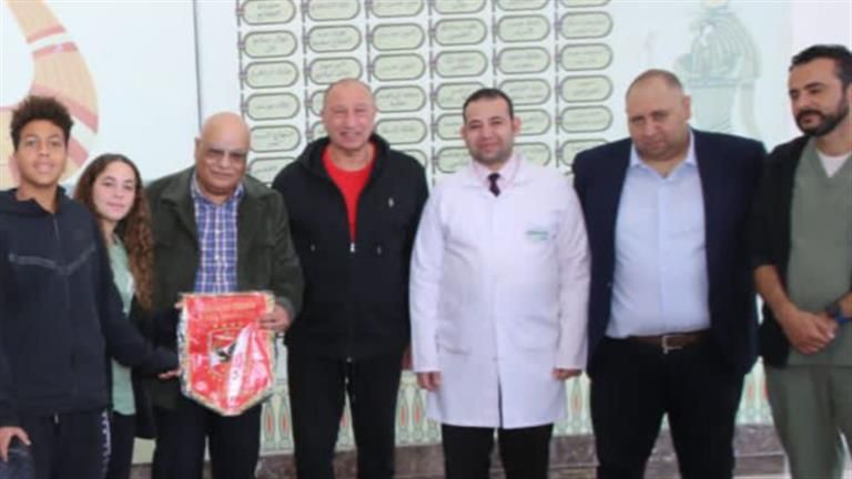 الخطيب وأحفاده في زيارة لمستشفى سرطان الأطفال بالأقصر