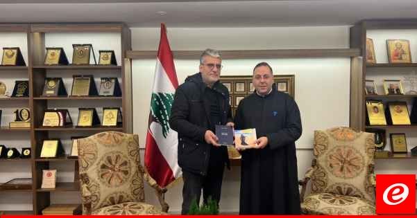 الأب بوعبود استقبل الشاعر جرمانوس جرمانوس ورئيس مركز بيروت الاجتماعي