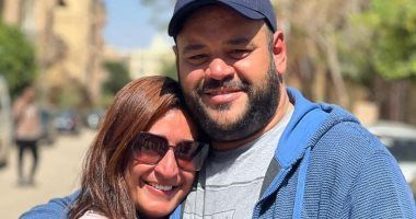 محمد ممدوح يحتفى بعيد ميلاد أخته مي: يا رب سنة حلوة عليكى يا صديقتى وأستاذتى