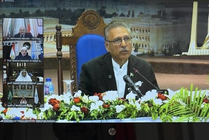 تفاصيل اجتماع مجلس أمناء الجامعة الإسلامية العالمية بحضور الرئيس الباكستانى