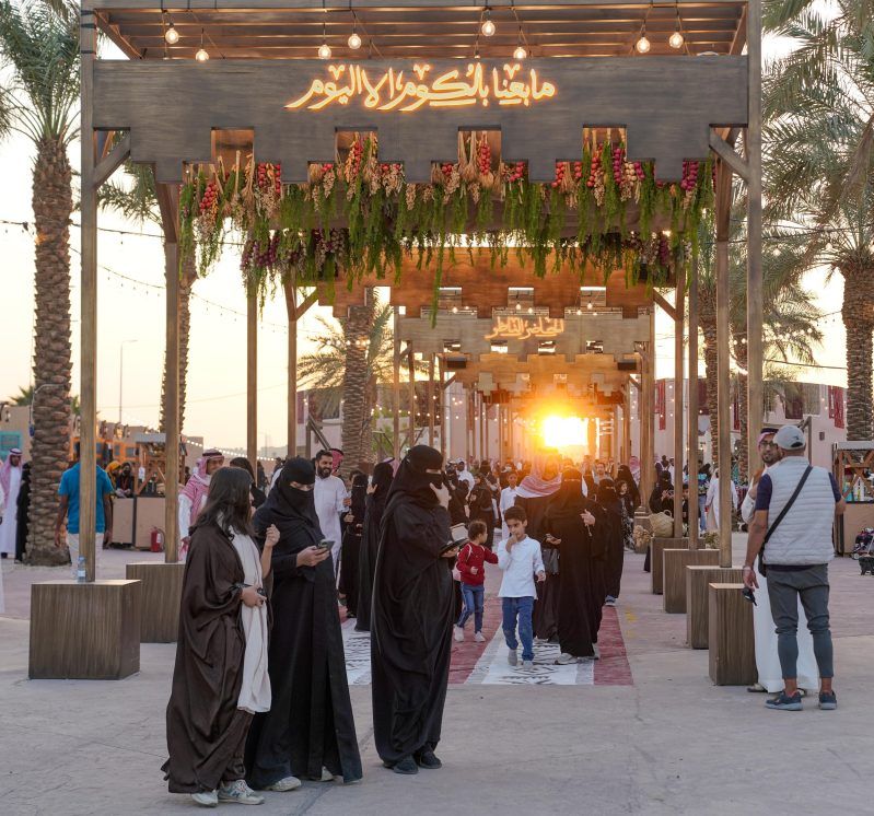 سوق الأولين تجربة ثقافية فريدة من نوعها تحاكي أصالة نجد