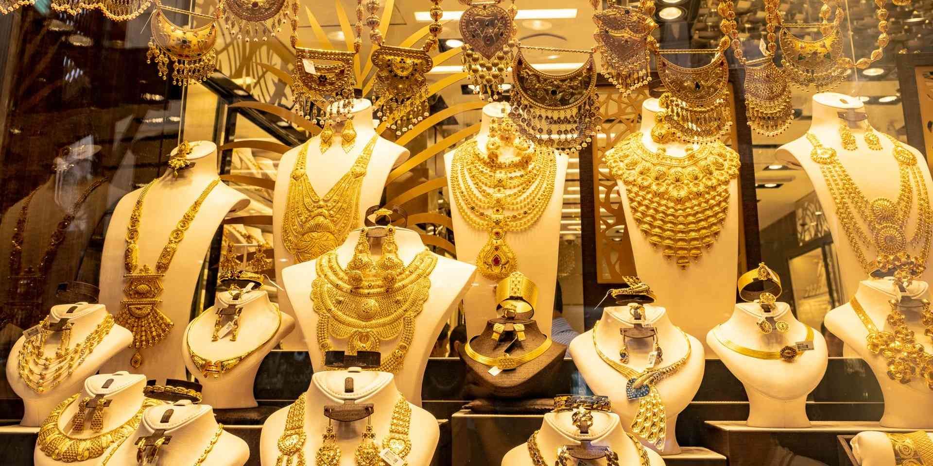 السعودية | انخفاض أسعار الذهب بالمملكة.. وعيار 21 يسجل 215 ريالا