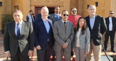وفد من الكونجرس الأمريكي يصل العريش ويتابع جهود مصر فى نقل المساعدات لغزة