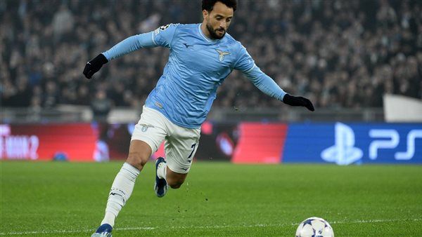 جناح لاتسيو يقترب من الدوري السعودي