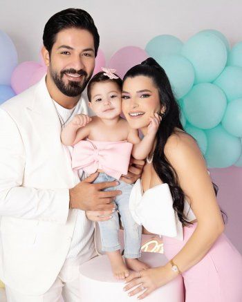 زوجة ماهر جاه جميلة جداً وتتميز بنعومتها .. إليكم أبرز صورها