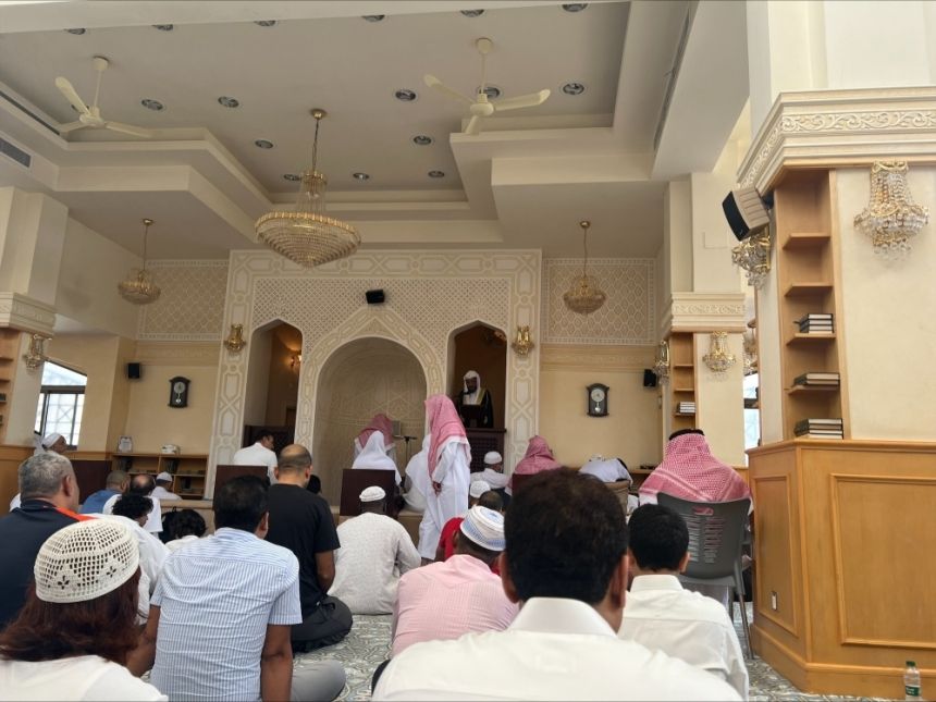 خطباء الجوامع يحثون الناس بضرورة المحافظة على البيئة