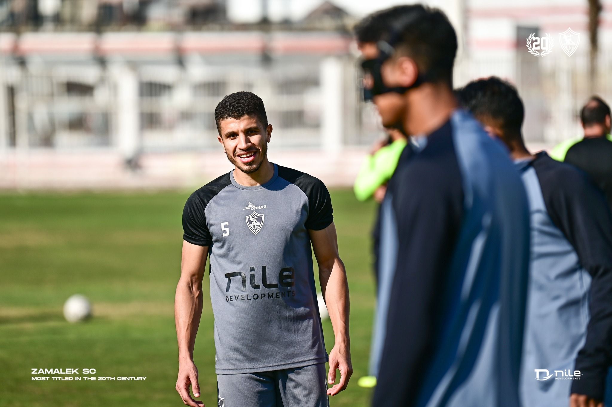 كواليس عودة الزمالك للتدريبات فى 10 صور استعدادا لدورتى معسكر الإمارات