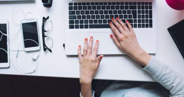 تكنولوجيا: تقرير: النساء يحصلن على أجر أقل 26% من الرجال بمجال التكنولوجيا الأوروبية