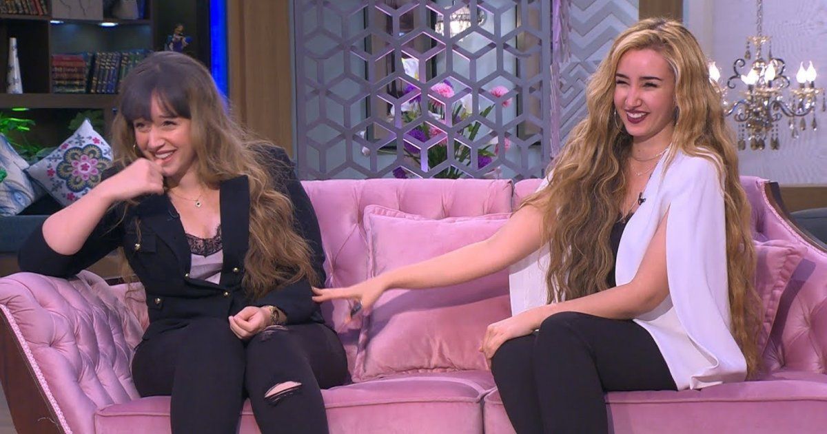 فرح الزاهد تساند شقيقتها هنا بعد طلاقها.. وهذه رسالتها لها