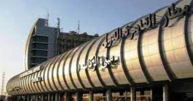 شجار بين زوجين بلجيكيين بمطار القاهرة يلغى سفرهما لشرم الشيخ قبل التصالح