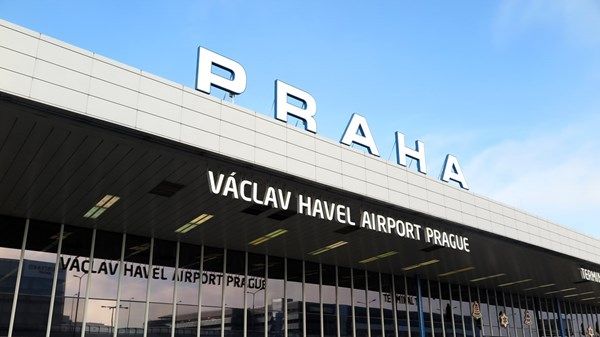 حركة المرور في مطار براغ تعود إلى وضعها الطبيعي