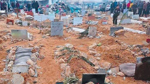 الإجرام الصهيونى يتجاوز الخطوط الحمراء بنبش قبور غزة