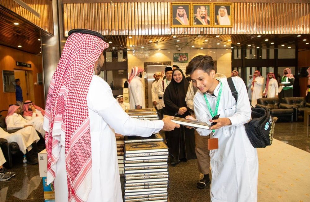 ضيوف خادم الحرمين يشيدون بجهود المملكة في خدمة القرآن