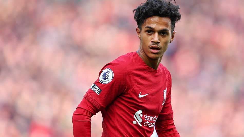 لاعب ليفربول يقترب من الرحيل عن الريدز في الشتاء