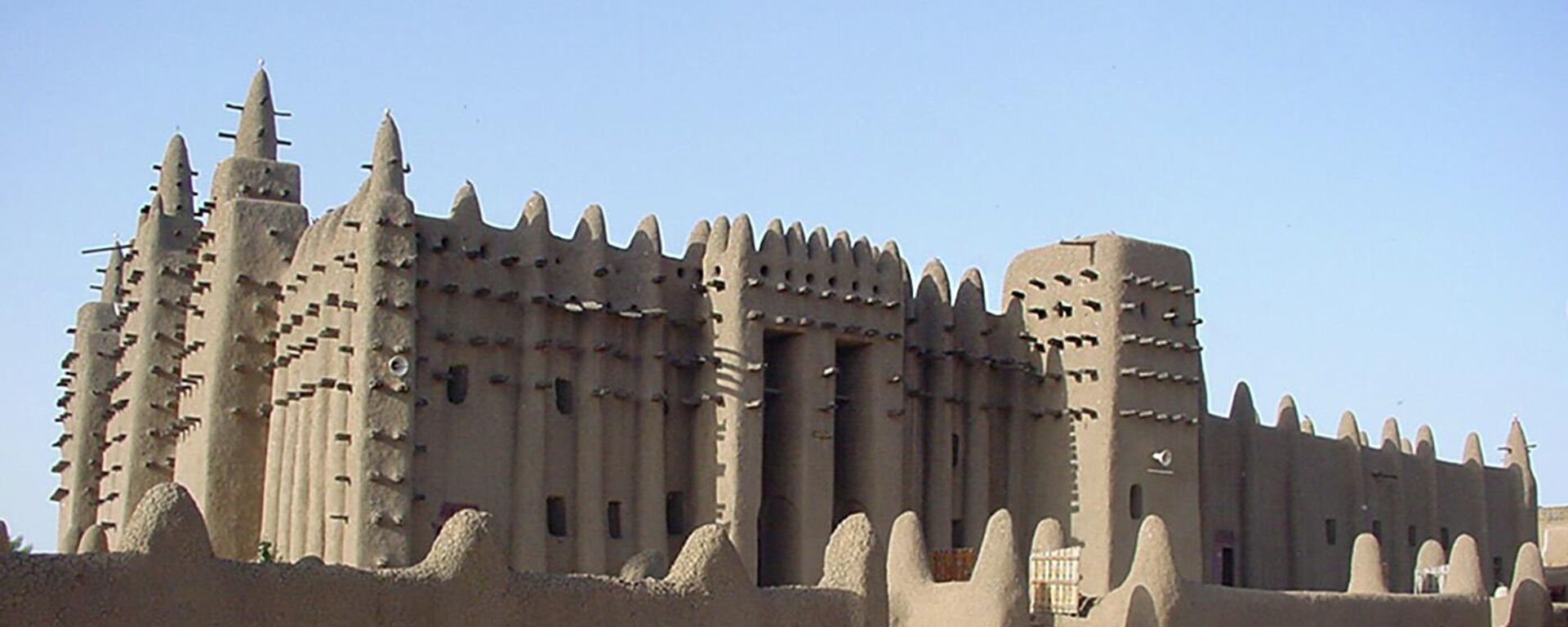 الجزائر تأسف لما ورد في بيان أمريكي عن الحرية الدينية من معلومات مغلوطة وغير دقيقة