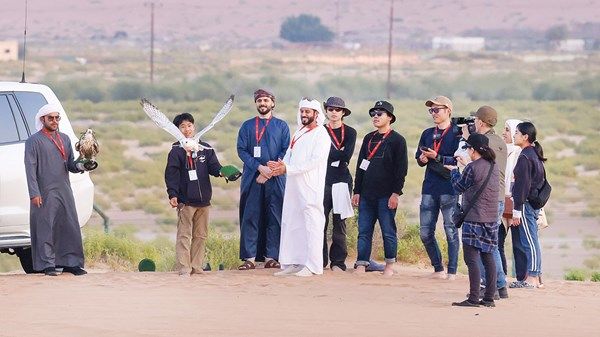انطلاق فعاليات مخيم الصقارة الإماراتي - الياباني المُشترك