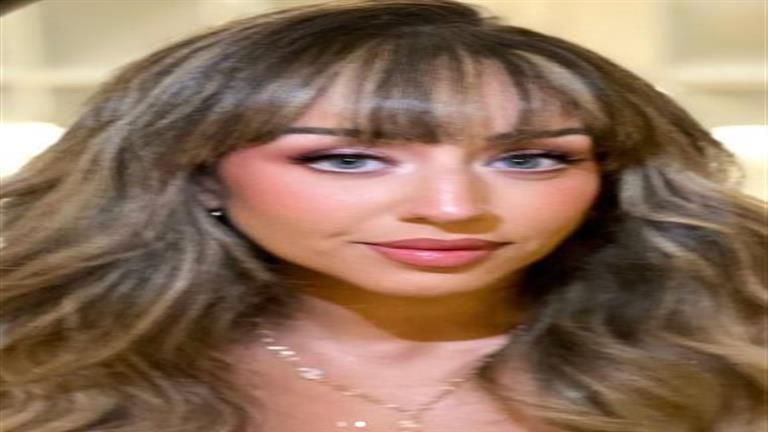 فرح الزاهد: "بعتبر نفسي محظوظة إن ببداية مشواري اشتغلت مع إسعاد يونس"