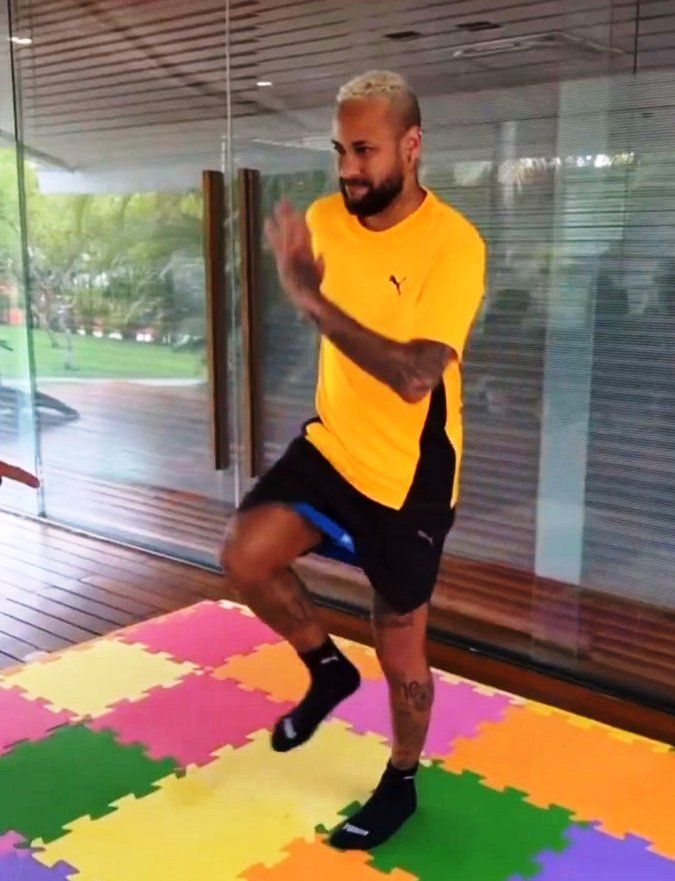 شاهد.. نيمار يواصل التأهيل من إصابة الصليبي