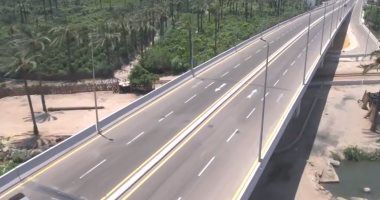 كوبرى الصيرفى يحل أزمة المرور بمزلقان السكة الحديد بمدينة رشيد.. فيديو
