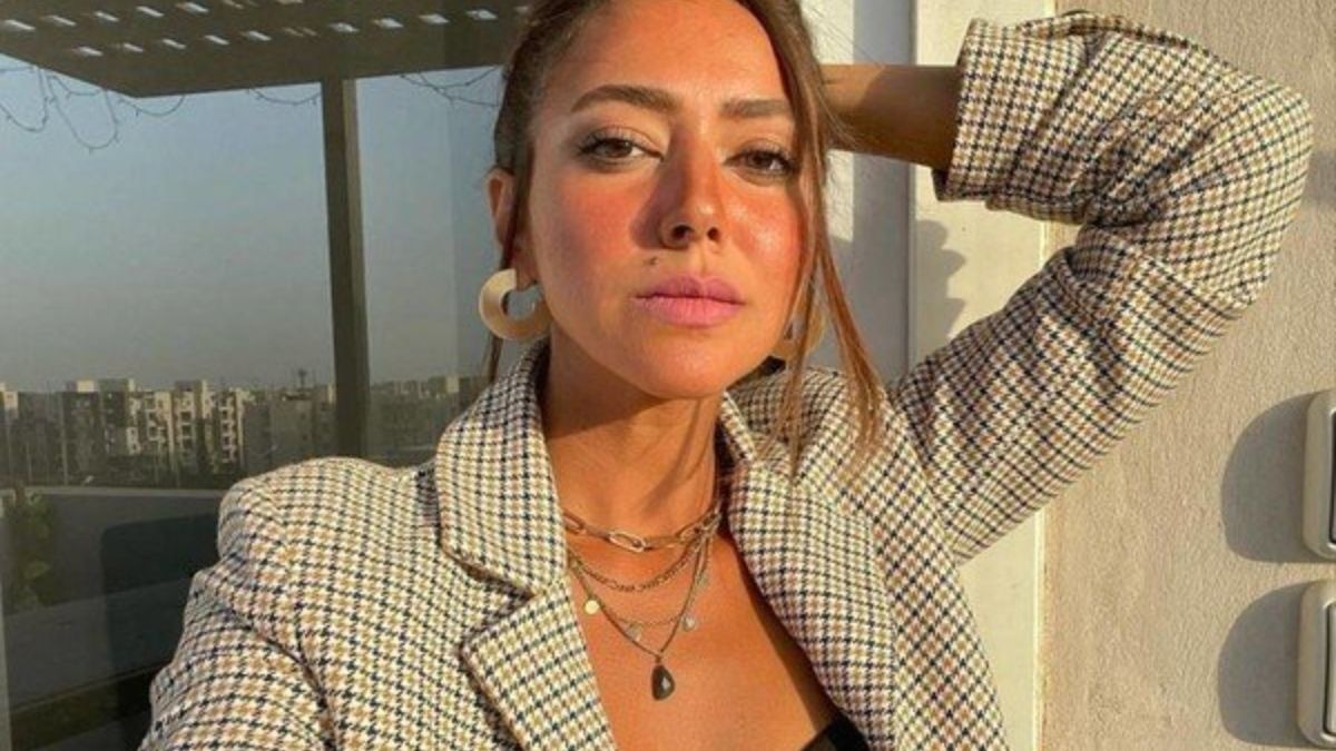 بعد الطلاق| هند عبد الحليم تنشر لأول مرة صورة مع والدتها… نسخة طبق الأصل!