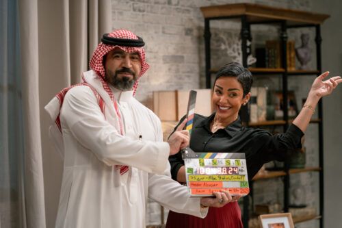 حكايات أسرية وصراعات متشابكة لعائلات تعيش في حي واحد في “مجمع ٧٥”… اقرأ التفاصيل