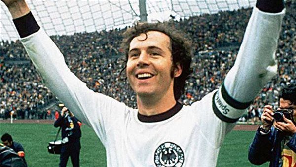 الامارات | وفاة أسطورة كرة القدم الألمانية بكنباور