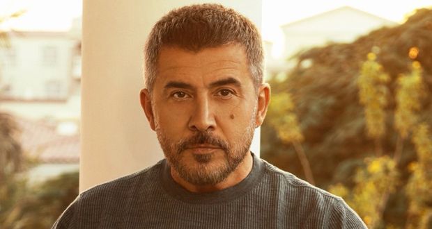 “نقطة انتهى”.. عابد فهد يشوق الجمهور بصورة من الكواليس