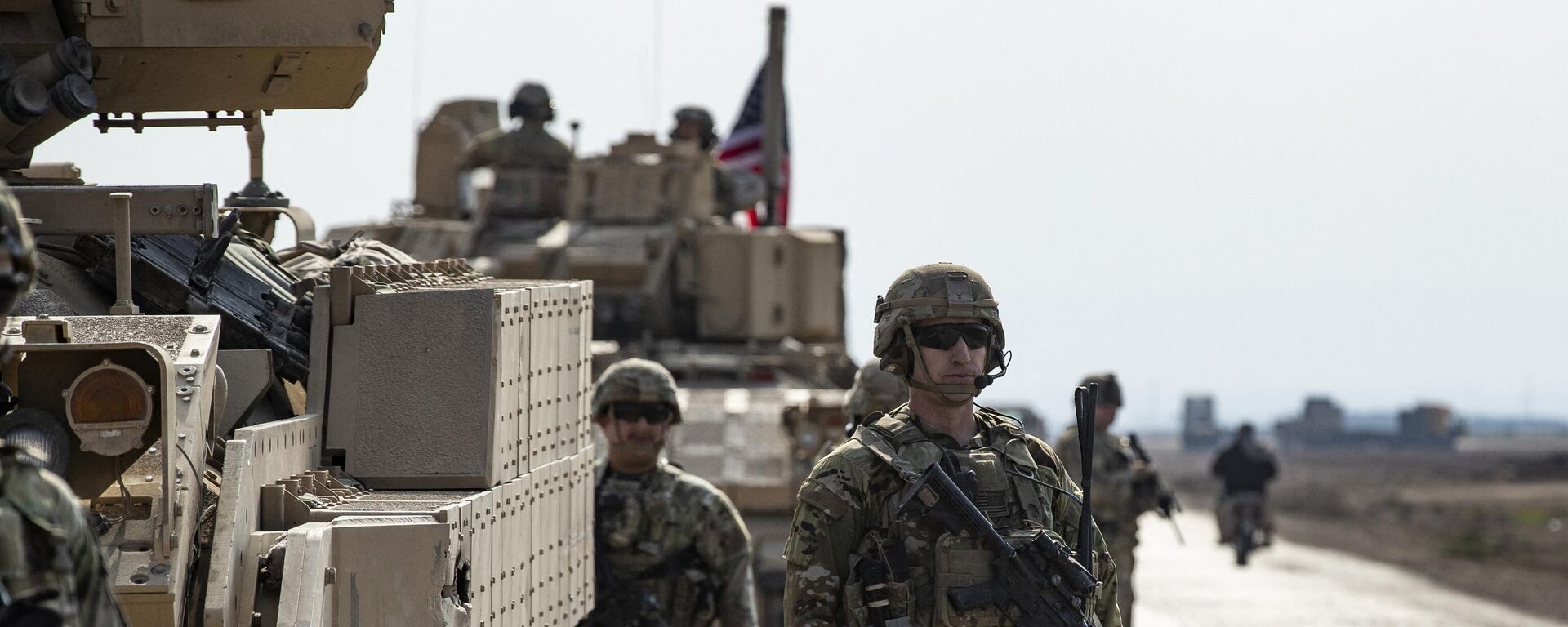 مراسل "الخليج 365": مقتل 3 مسلحين موالين للجيش الأمريكي بانفجار استهدف سيارتهم شرقي سوريا