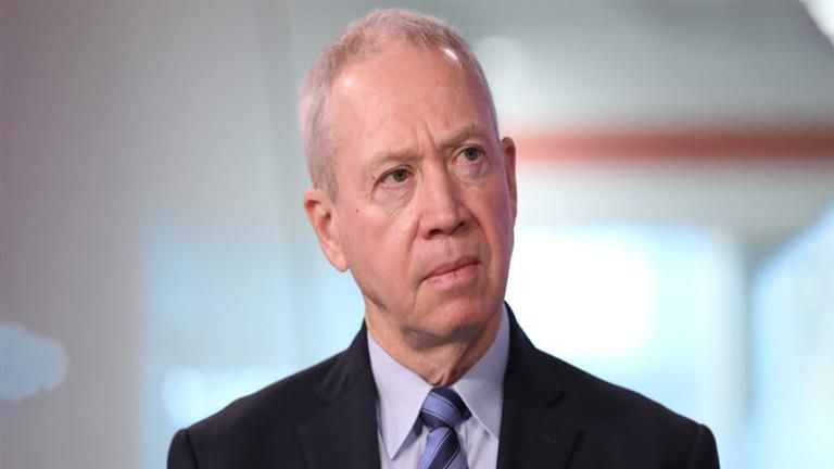 جالانت: إسرائيل ستنتقل إلى مرحلة حرب طويلة داخل القطاع