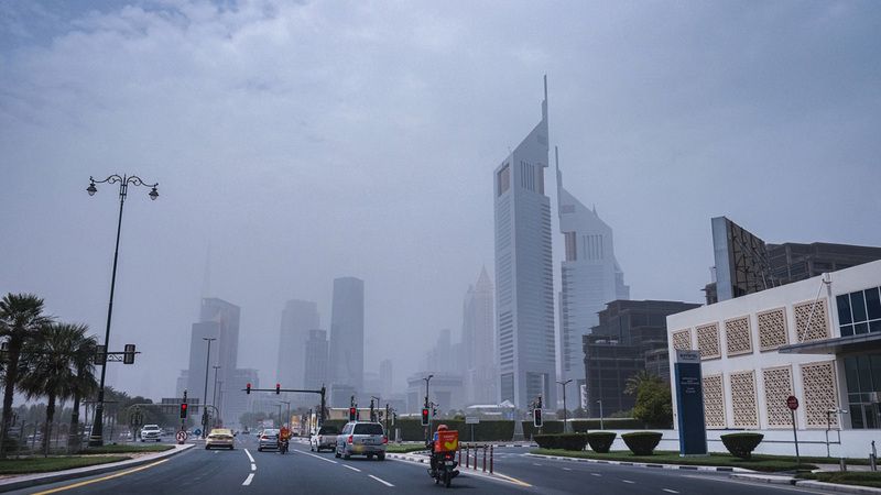 الامارات | الطقس صحو إلى غائم جزئياً اليوم