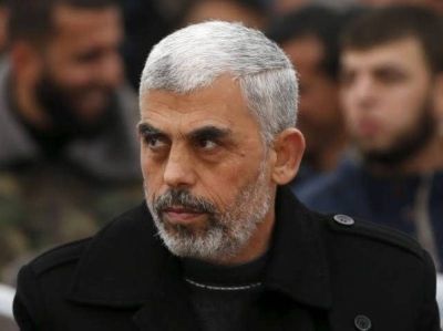 تراند اليوم : رغم معرفة مكانه بدقة .. "صحيفة" تكشف سبب عدم استهداف إسرائيل "يحيى السنوار"