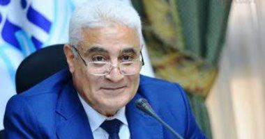 رئيس هيئة التأمينات الاجتماعية يهنئ البابا تواضروس بعيد الميلاد المجيد