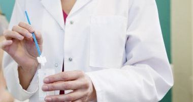 شهر التوعية بسرطان عنق الرحم.. علامات تحذيرية والكشف المبكر طريق الحماية