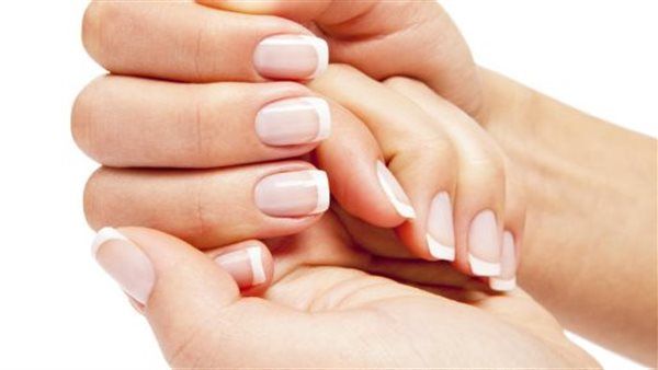 بدون أدوية| 3 علاجات منزلية بسيطة لتقشير الجلد حول الأظافر