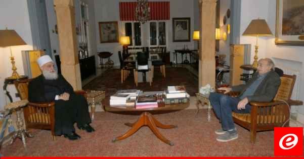 شيخ العقل زار جنبلاط في كليمنصو واستقبل وفدا من مشايخ "العرفان"