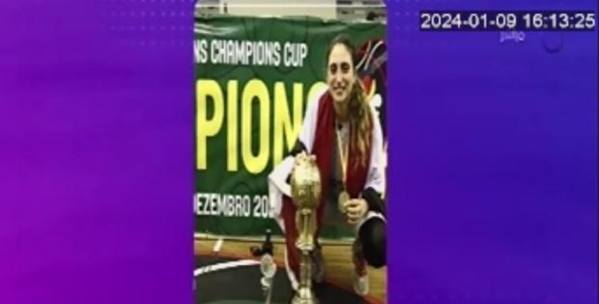 بعد تتويجها بلقب الأفضل في أفريقيا.. بطلة منتخب السلة: والدتي سبب نجاحي