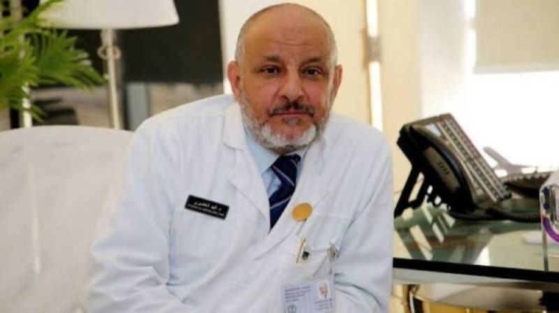 طبيب يحذر من استخدام الجوال مكشوفاً تحت المطر.. ويكشف عن مخاطره!