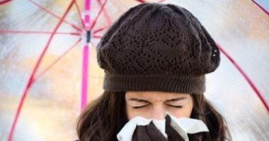 لو عندك برد أو أنفلونزا.. أطعمة ومشروبات ابعد عنها هتزود الأعراض