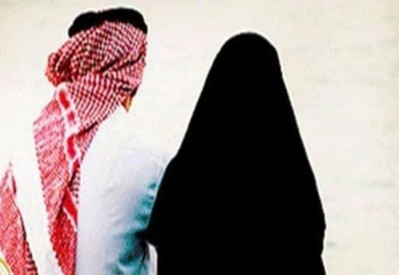 تراند اليوم : شاهد.. امرأة تعرض رسائل زوجها وهو يطلب منها المال.. وتسأل: تشوفون طلبه طبيعي؟