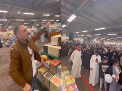 تراند اليوم : أقل واحد واقف له 4 ساعات.. شاهد .. طوابير طويلة للحصول على توقيع الكاتب الكويتي فارس عاشور أثناء تواجده في جازان